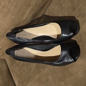 Nine West Peep Toe Heels Size 8 1/2